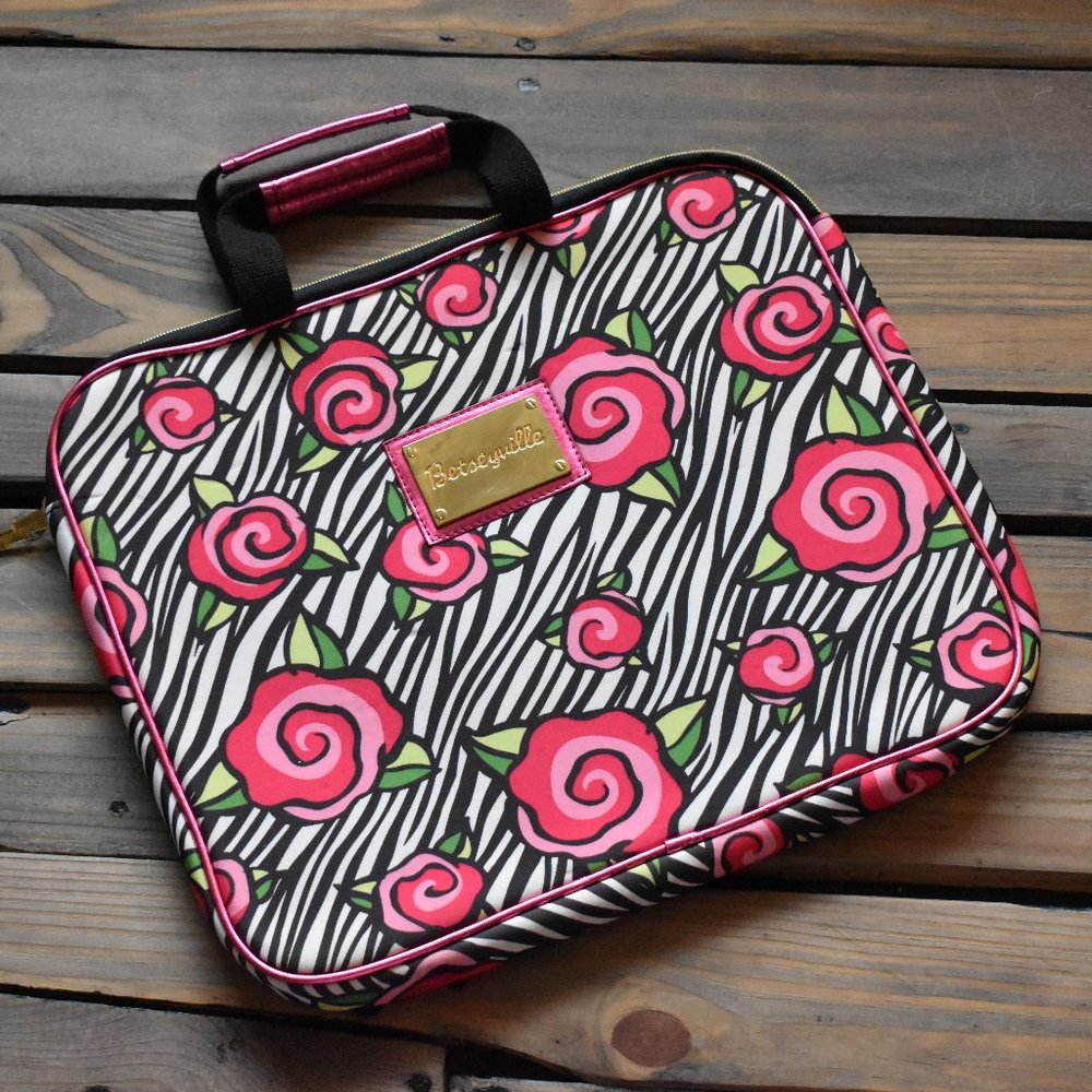 Betsey Johnson Roses Laptop Bag - Never Used!!